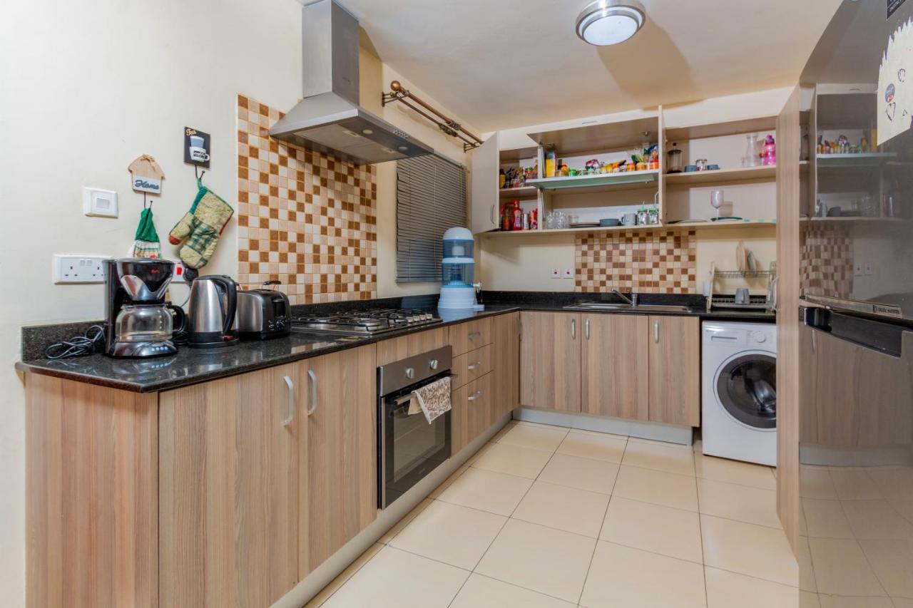 Westpoint Suites By Senga Nairobi Esterno foto